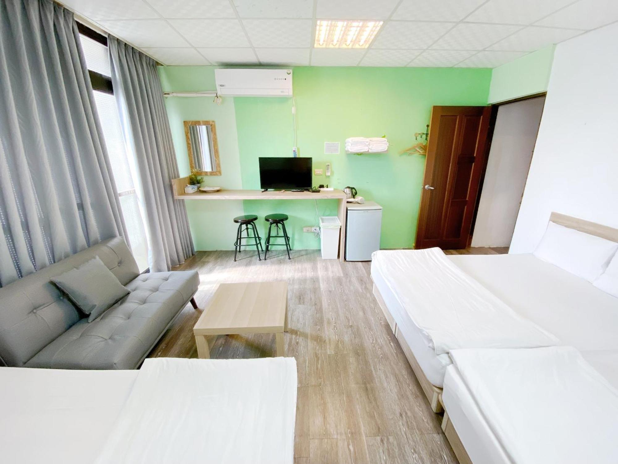 Fengjia Gift Box Homestay تايتشونغ المظهر الخارجي الصورة