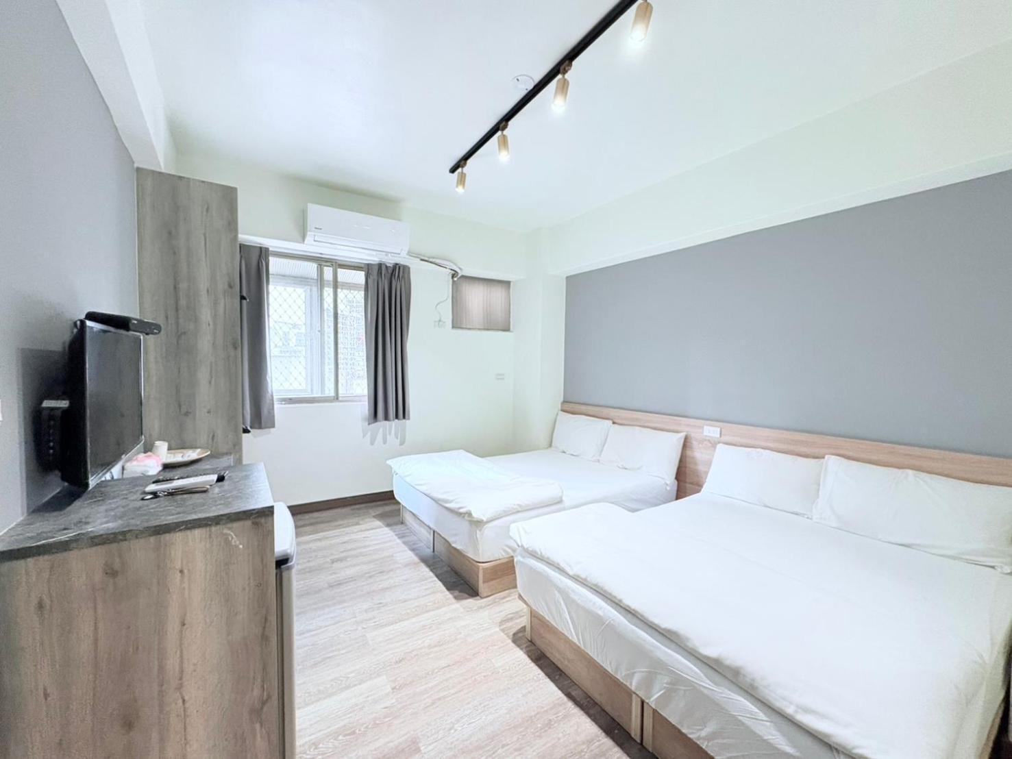 Fengjia Gift Box Homestay تايتشونغ المظهر الخارجي الصورة