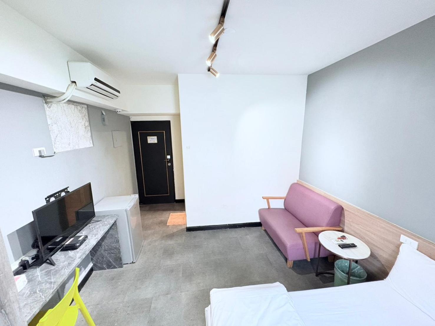 Fengjia Gift Box Homestay تايتشونغ المظهر الخارجي الصورة