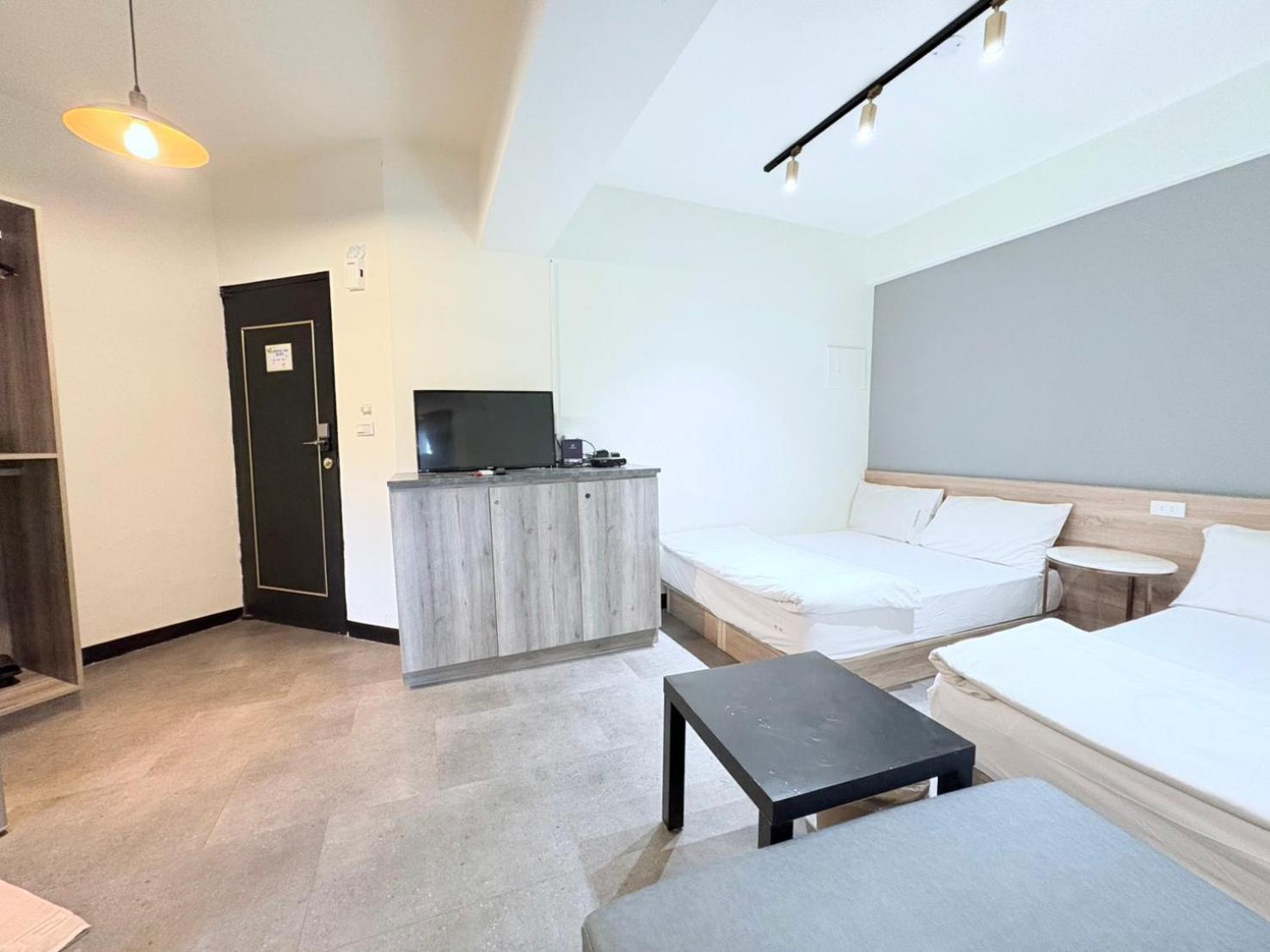 Fengjia Gift Box Homestay تايتشونغ المظهر الخارجي الصورة